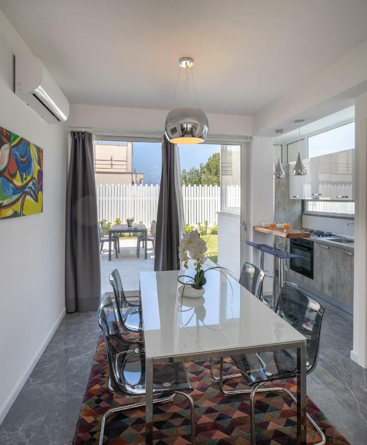 קאריני Arricampati Apartments Villa & Bringo Car Rental מראה חיצוני תמונה